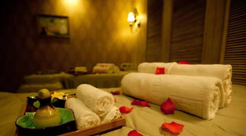 成都龙泉驿高端水疗spa会馆就这样带着清风月静抚慰了光阴悲喜